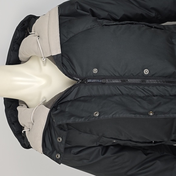 MEC Women's Black Down Fill Parka Puffer Winter Hooded Coat Water Resistant Sz S - Picture 4 of 16